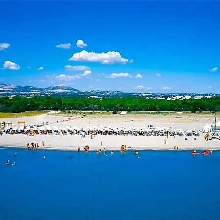 Castroboleto Village *